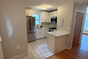 131 N Main St, Andover, MA 01810 - Photo 4
