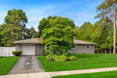19 Amherst Road, Beverly, MA 01915 - Photo 2