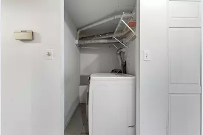 29-31 Washburn Ave #1B, Cambridge, MA 02140 - Photo 6