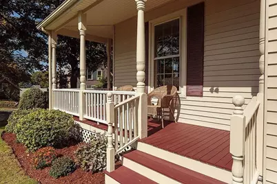 4 Highland Ave, Stoneham, MA 02180 - Photo 6