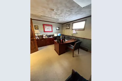 4436 Acushnet Ave, New Bedford, MA 02745 - Photo 12