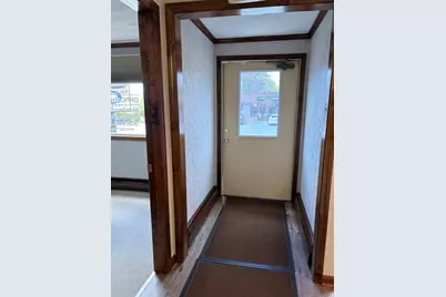 4436 Acushnet Ave, New Bedford, MA 02745 - Photo 6