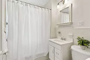 130 Oakley Rd, Belmont, MA 02478 - Photo 12