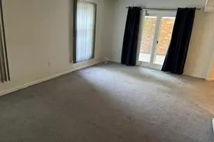 40 Halifax, Springfield, MA 01108 - Photo 8