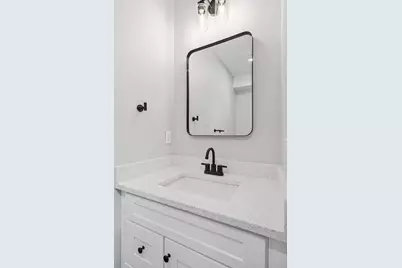 61 Parker St #1, Springfield, MA 01151 - Photo 4