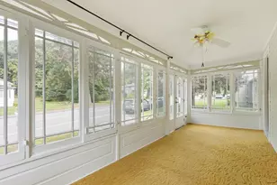 323 Pearl St, Gardner, MA 01440 - Photo 8