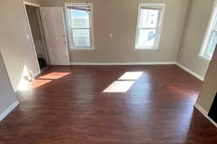 23 Linden St, Fall River, MA 02720 - Photo 2