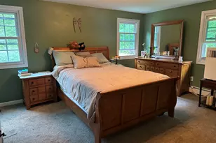 87 Bayberry Ln, Westfield, MA 01085 - Photo 4