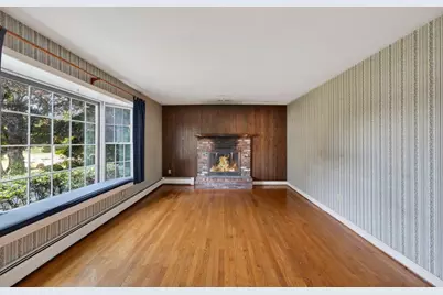 36 Beechwood Dr, Dartmouth, MA 02748 - Photo 14