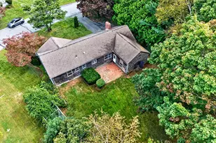 36 Beechwood Dr, Dartmouth, MA 02748 - Photo 10