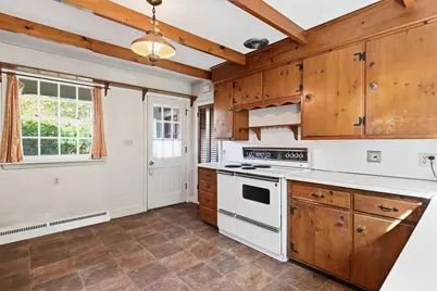 148 Falmouth Rd, West Springfield, MA 01089 - Photo 18