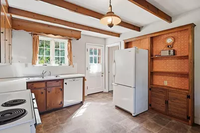 148 Falmouth Rd, West Springfield, MA 01089 - Photo 16