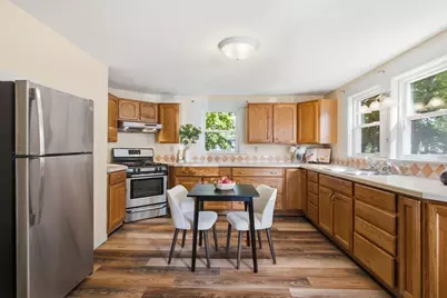 33 Park St, Ayer, MA 01432 - Photo 6