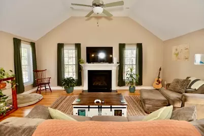 429/A Winthrop, Taunton, MA 02780 - Photo 4
