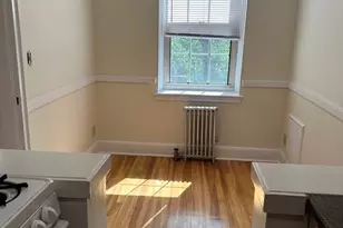24 Concord Ave, Cambridge, MA 02138 - Photo 12