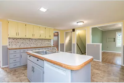 59 North St, Northampton, MA 01060 - Photo 14