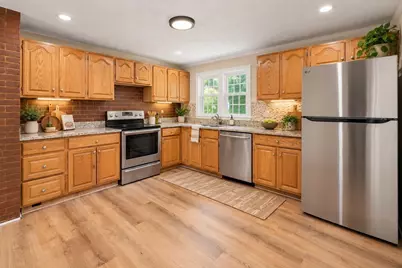 122 Elsie Rd, Brockton, MA 02302 - Photo 6