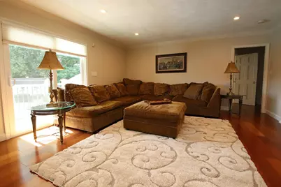 14 Arrowhead Drive, Saugus, MA 01906 - Photo 12
