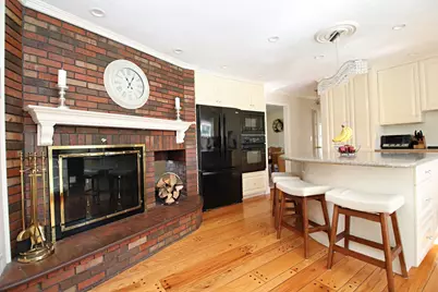 14 Arrowhead Drive, Saugus, MA 01906 - Photo 8