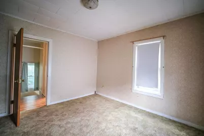 103 Farnsworth St, Springfield, MA 01107 - Photo 18