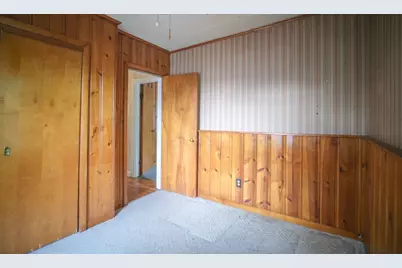 103 Farnsworth St, Springfield, MA 01107 - Photo 16