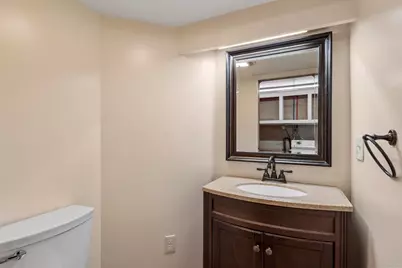 173 Tenth St, Leominster, MA 01453 - Photo 16
