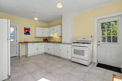 33 Highland Avenue, Haverhill, MA 01830 - Photo 12
