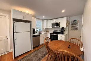 26-28 Hamilton Rd, Wakefield, MA 01880 - Photo 2