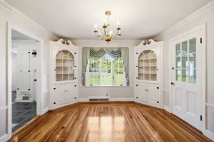 35 Forest St, Stoneham, MA 02180 - Photo 8