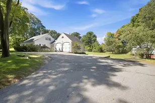 35 Forest St, Stoneham, MA 02180 - Photo 4