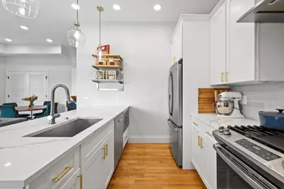 81 Homes Ave #3, Boston, MA 02122 - Photo 8
