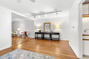 26 Summer St, Marblehead, MA 01945 - Photo 8