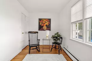 26 Summer St, Marblehead, MA 01945 - Photo 18