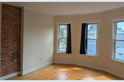 14 Glenwood Ave #2, Cambridge, MA 02139 - Photo 6