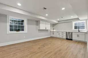 91 High, Upton, MA 01568 - Photo 32