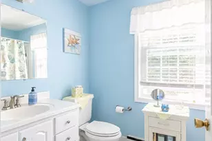 72 E Water St, North Andover, MA 01845 - Photo 20