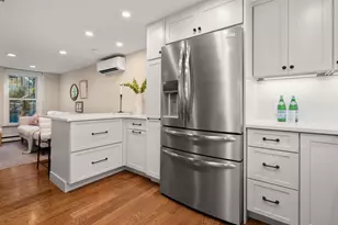 43 Rutland Sq, Boston, MA 02118 - Photo 2