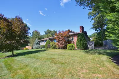 29 Sayles Hill Rd, Lincoln, RI 02838 - Photo 2