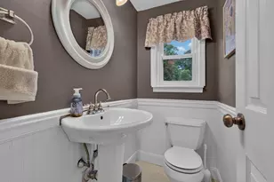 156 Kingston St, North Andover, MA 01845 - Photo 12