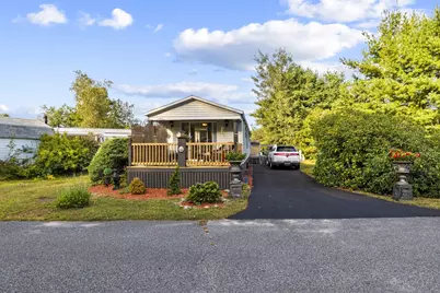 28 Washington Park, Carver, MA 02330 - Photo 2