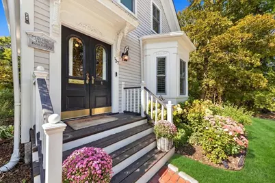 137 Fort Hill St, Hingham, MA 02043 - Photo 2