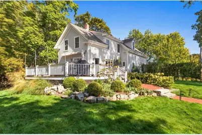 137 Fort Hill St, Hingham, MA 02043 - Photo 26