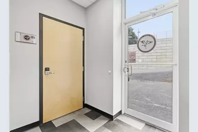 77 Elm St #203, Amesbury, MA 01913 - Photo 10