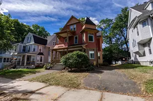 34 Parkwood St, Springfield, MA 01108 - Photo 2