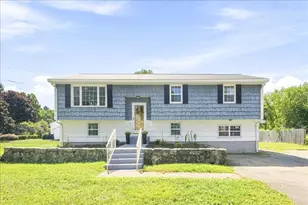 2040 Central St, Stoughton, MA 02072 - Photo 2
