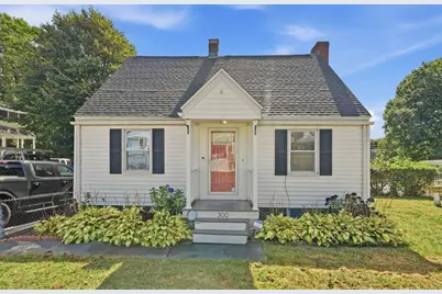 300 Parkland Ave, Lynn, MA 01905 - Photo 2