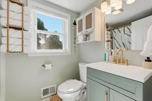300 Parkland Ave, Lynn, MA 01905 - Photo 18