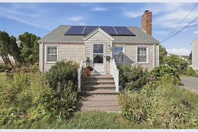 25 Bellevue St, New Bedford, MA 02744 - Photo 1