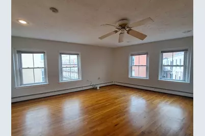 21 Moon Street #11, Boston, MA 02113 - Photo 6