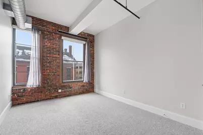 61 Market St #3A, Lowell, MA 01852 - Photo 4
